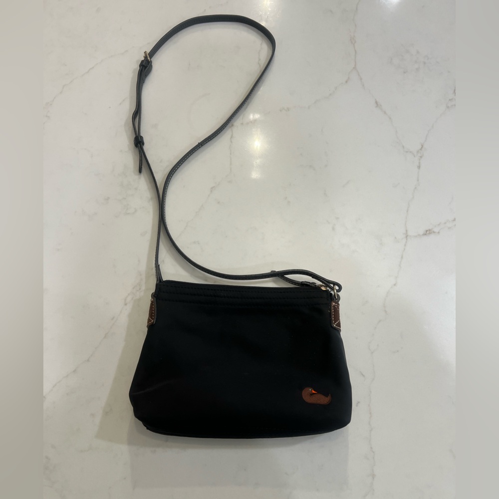 Vintage Dooney & Bourke Nylon crossbody bag